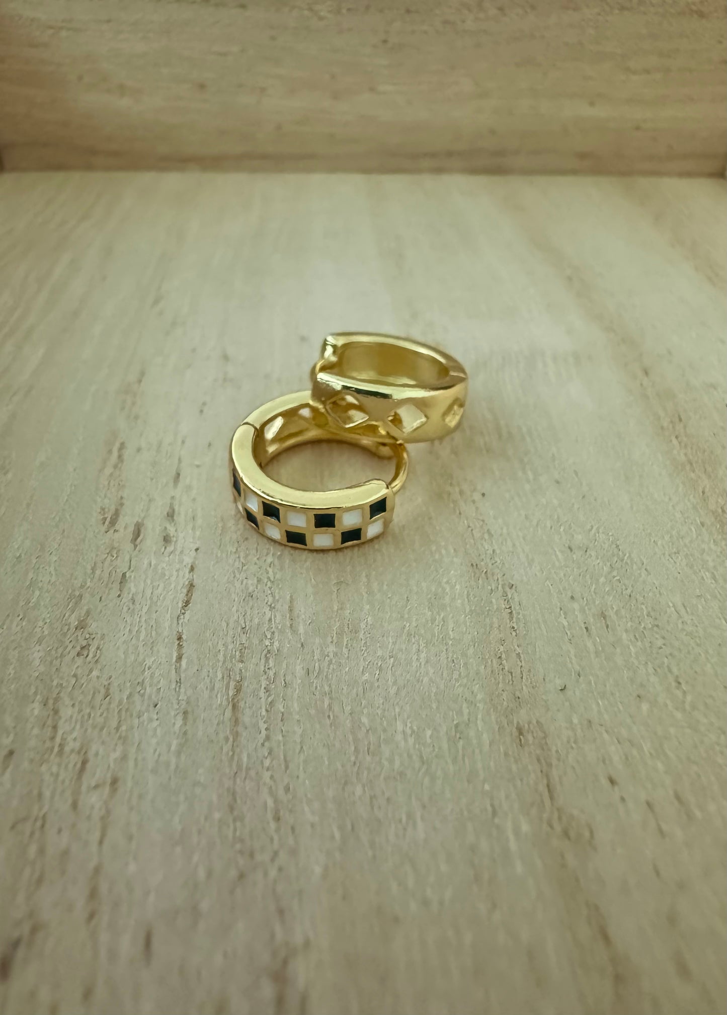 Return to Sender (Earrings)